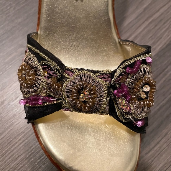 Wedge Slip-On Sandals - Picture 3 of 4